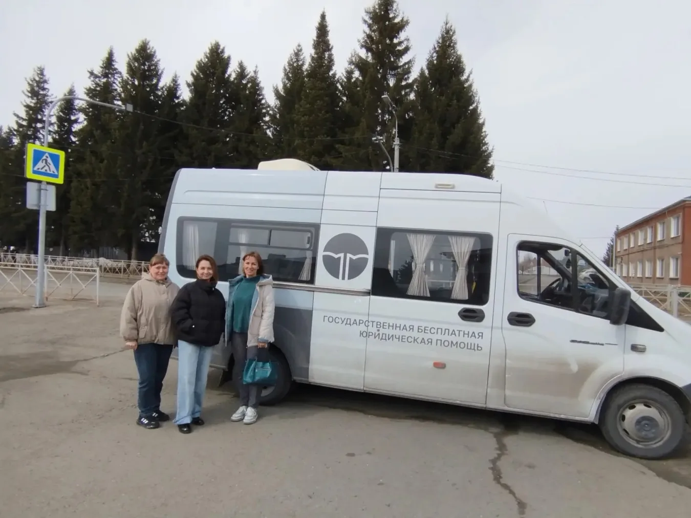 📍  Специалисты Госюрбюро помогают жителям нашей страны