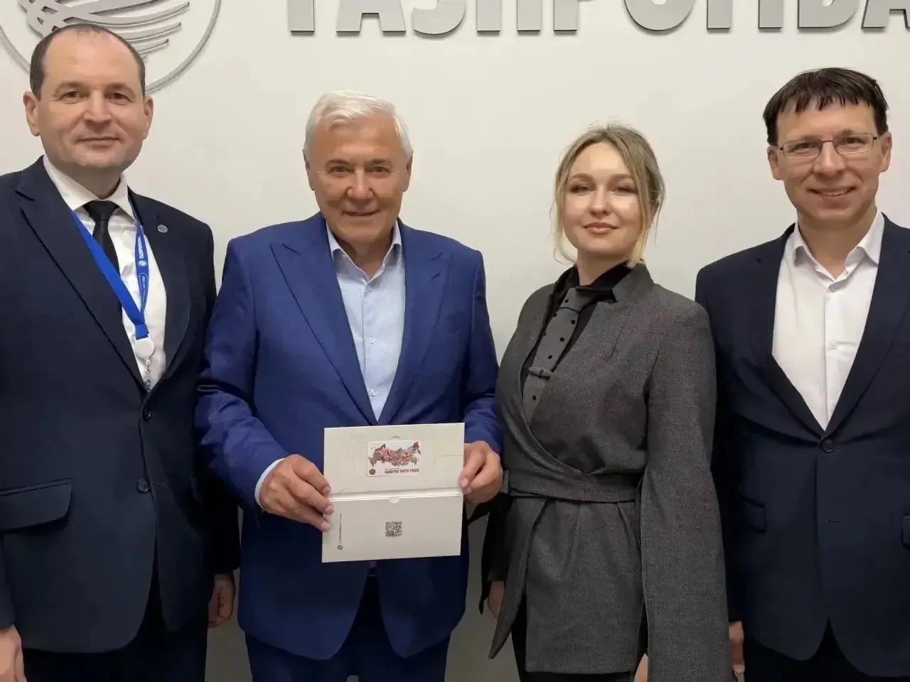 Традиции в каждом платеже — «Вышитая карта России» от Газпромбанка