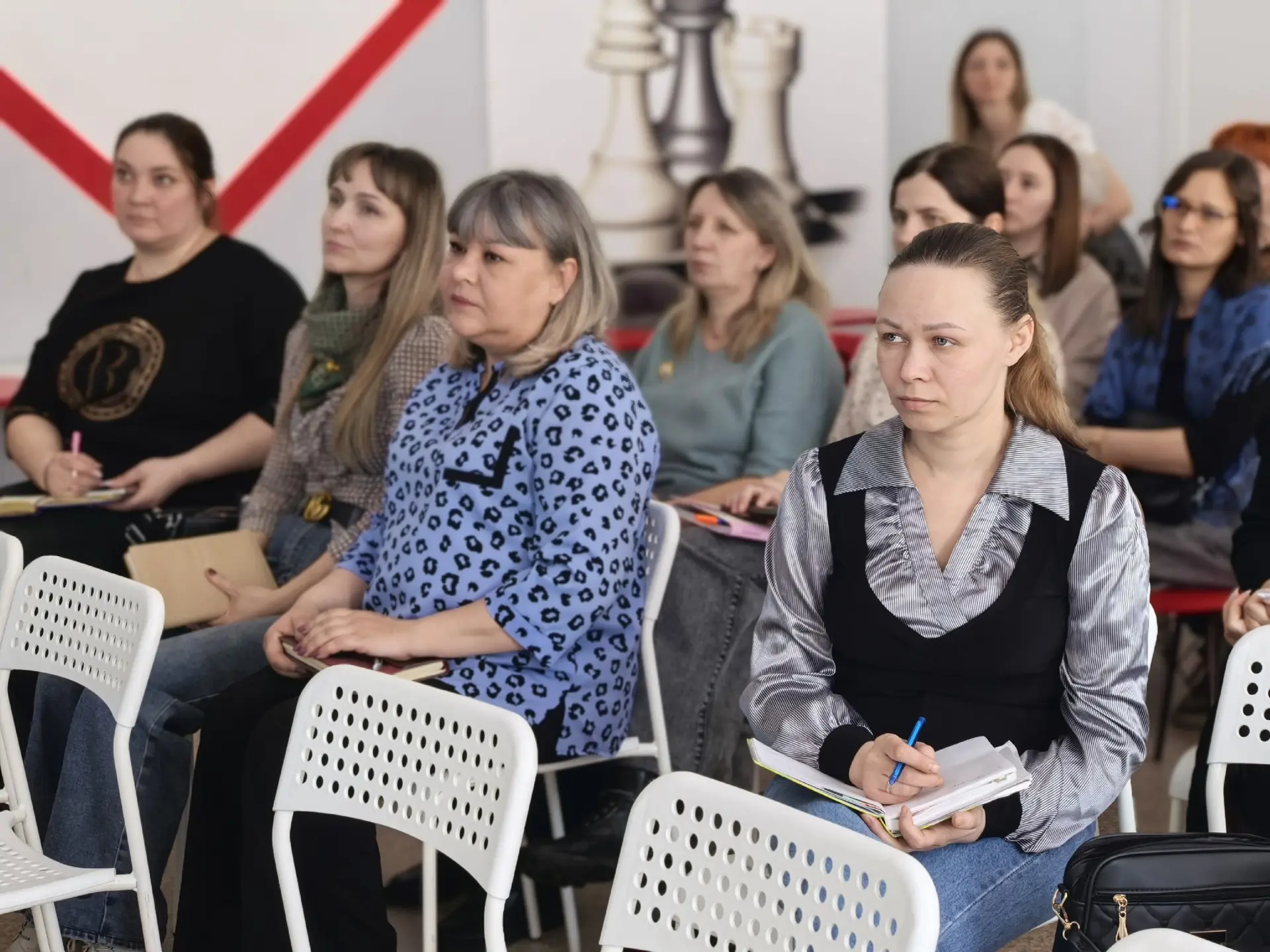 Важный шаг к безопасности и поддержке: семинар для педагогов города в Лицее №36🧩  🟩В Лицее №36 состо