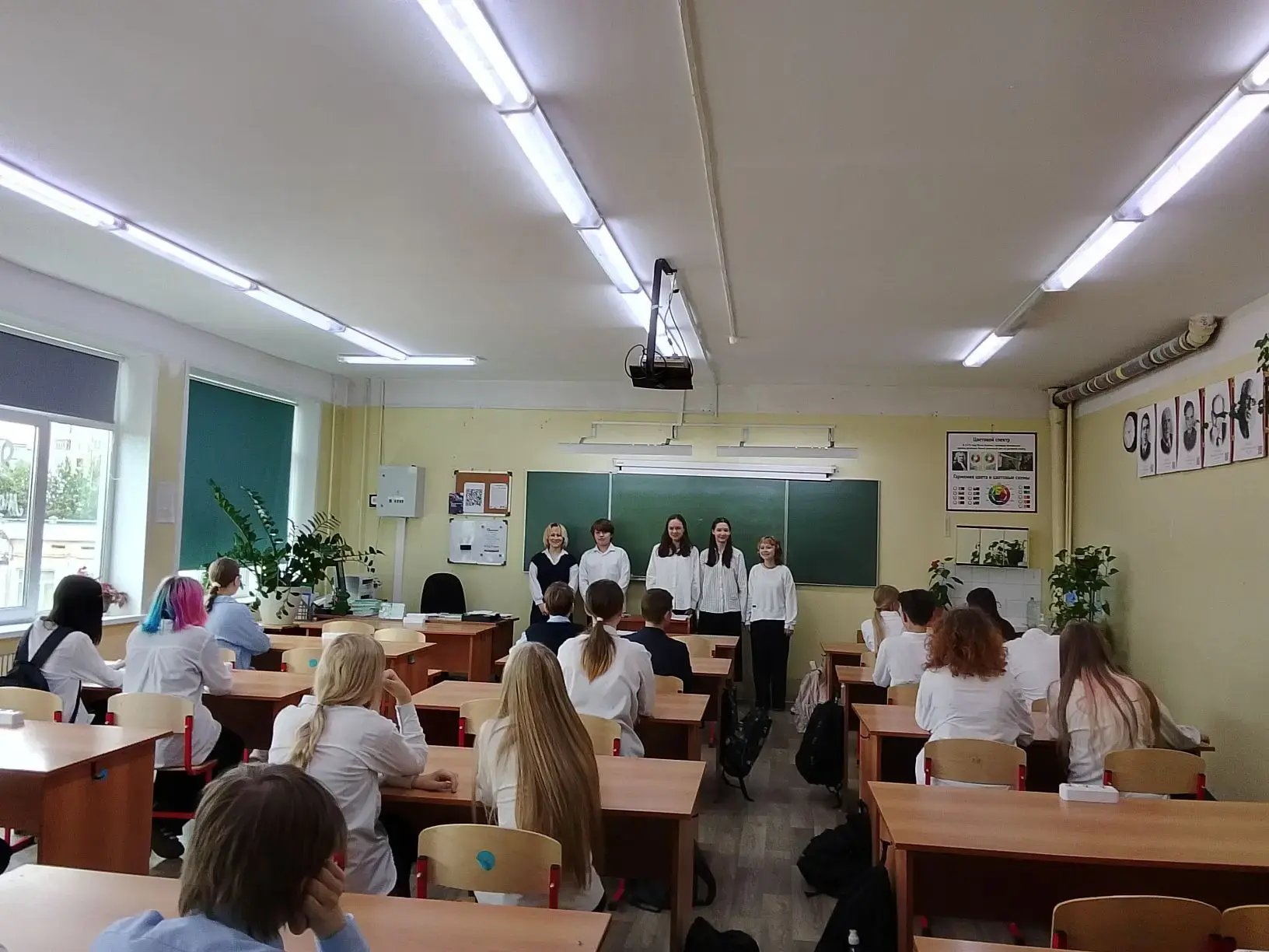 👉На внеурочном занятии "Моя семья" учащиеся 7г класса учились взаимоотношению с одноклассниками, ува