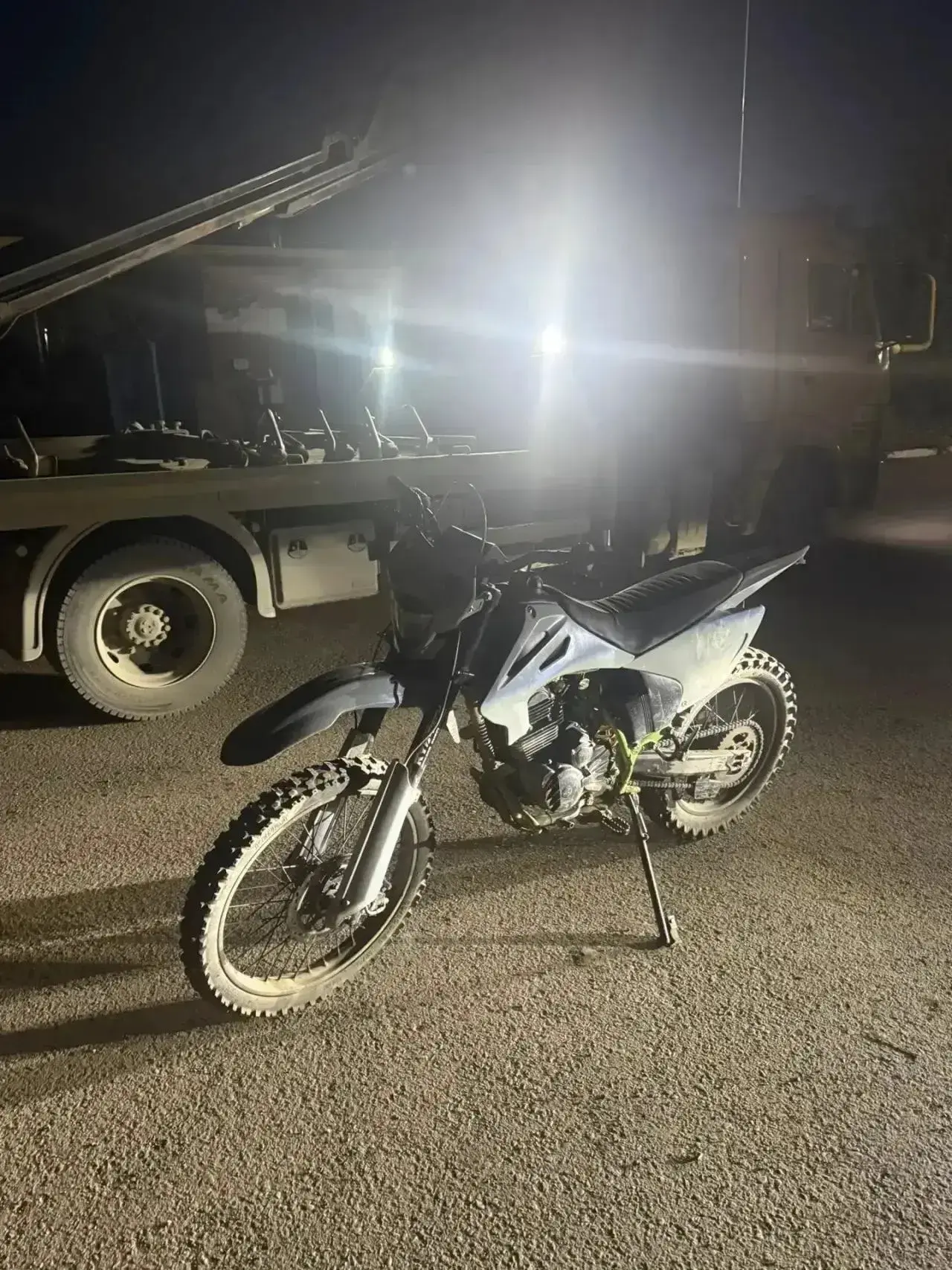 🏍️В поселке Прогресс задержан несовершеннолетний питбайкер без прав