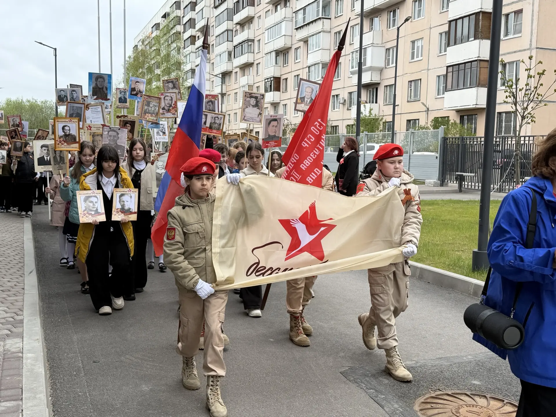 Бессмертный полк в школе №39: память, которая живёт в сердцах!