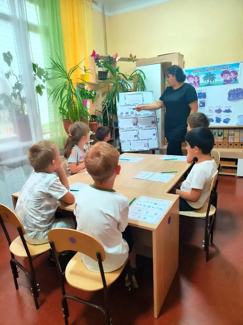 В нашем детском саду прошёл самый сладкий и весёлый праздник — День шоколада, который отмечается 11 