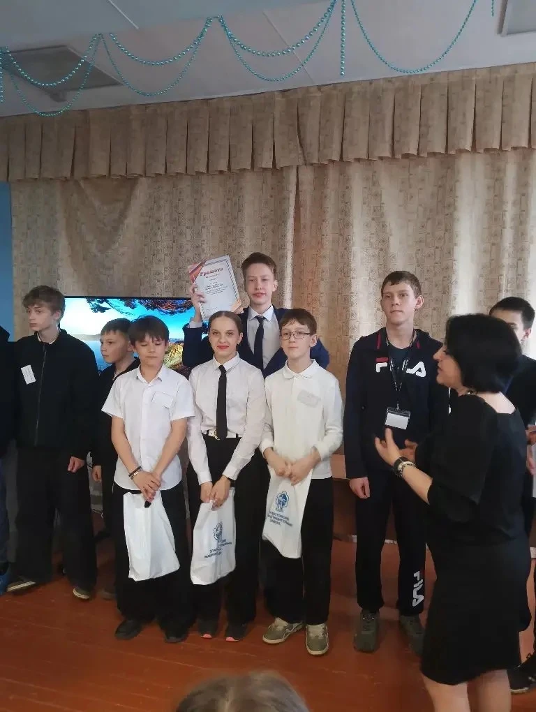 🏆🎉 Ура! Мы стали победителями Олимпиады по начальному техническому моделированию! 🎉🏆  С гордостью со