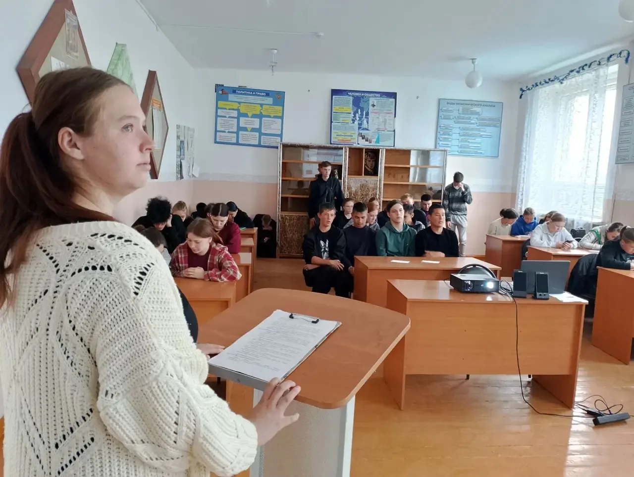 📢 Сегодня в Бичурском филиале прошла «Лига лекторов»!

🎤 Тема встречи: «Этика и язык: как правильн