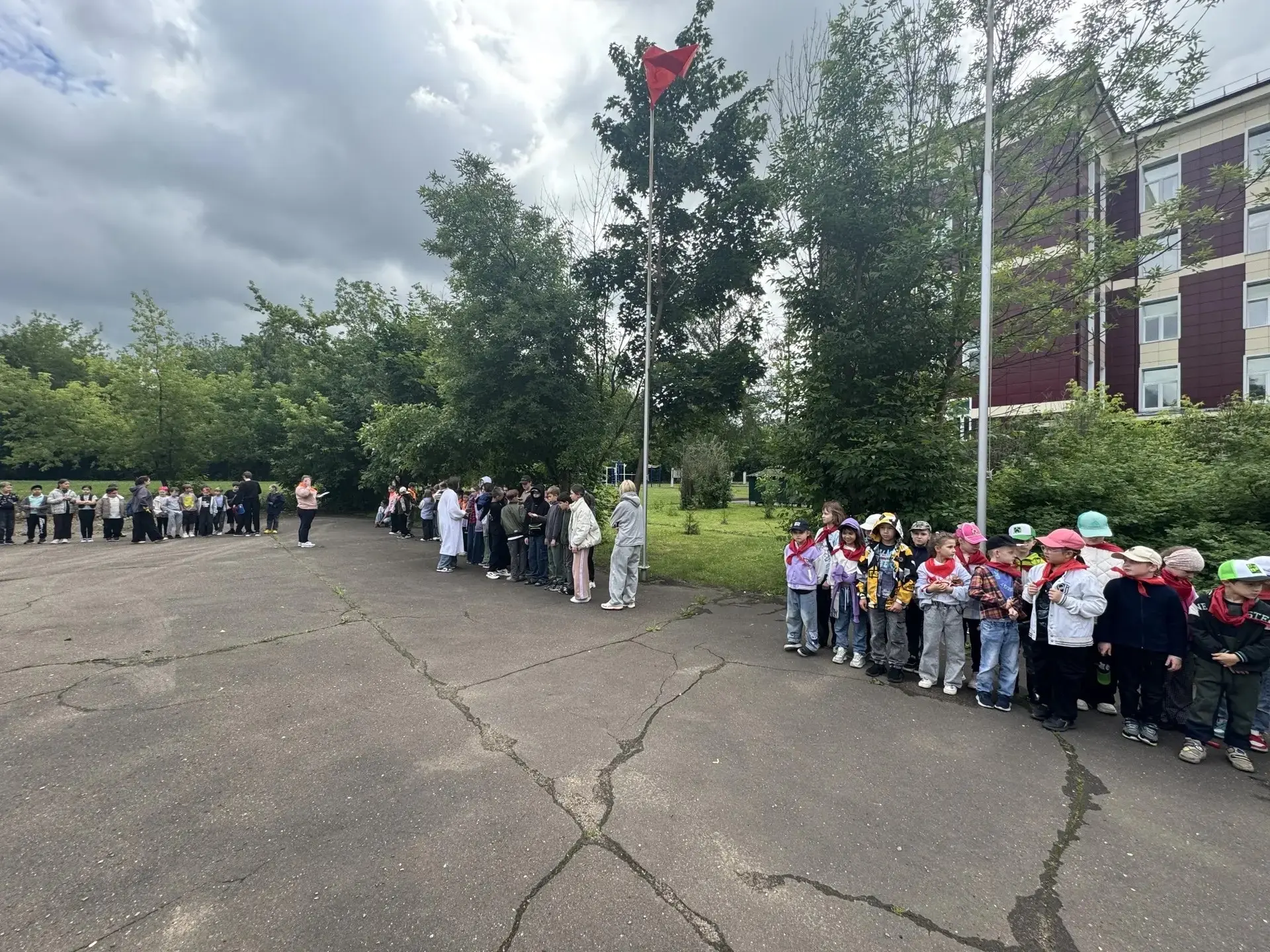 🔔 Сегодня в городском лагере при МАОУ школе №1 прошла ежеквартальная Общеобластная тре...