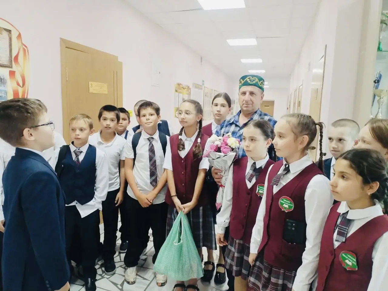🌷 С теплом и уважением — к старшему поколению! 🌷