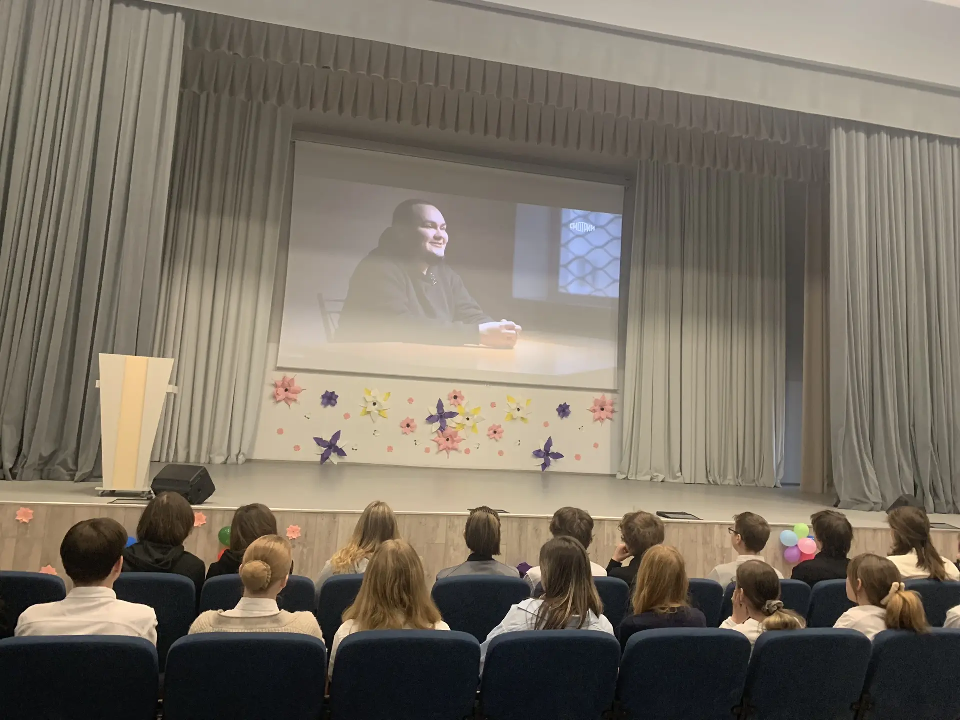 Сегодня 22 апреля в МБОУ «НОЦ» состоялся просмотр фильма «Предательство». Фильм направлен на профила