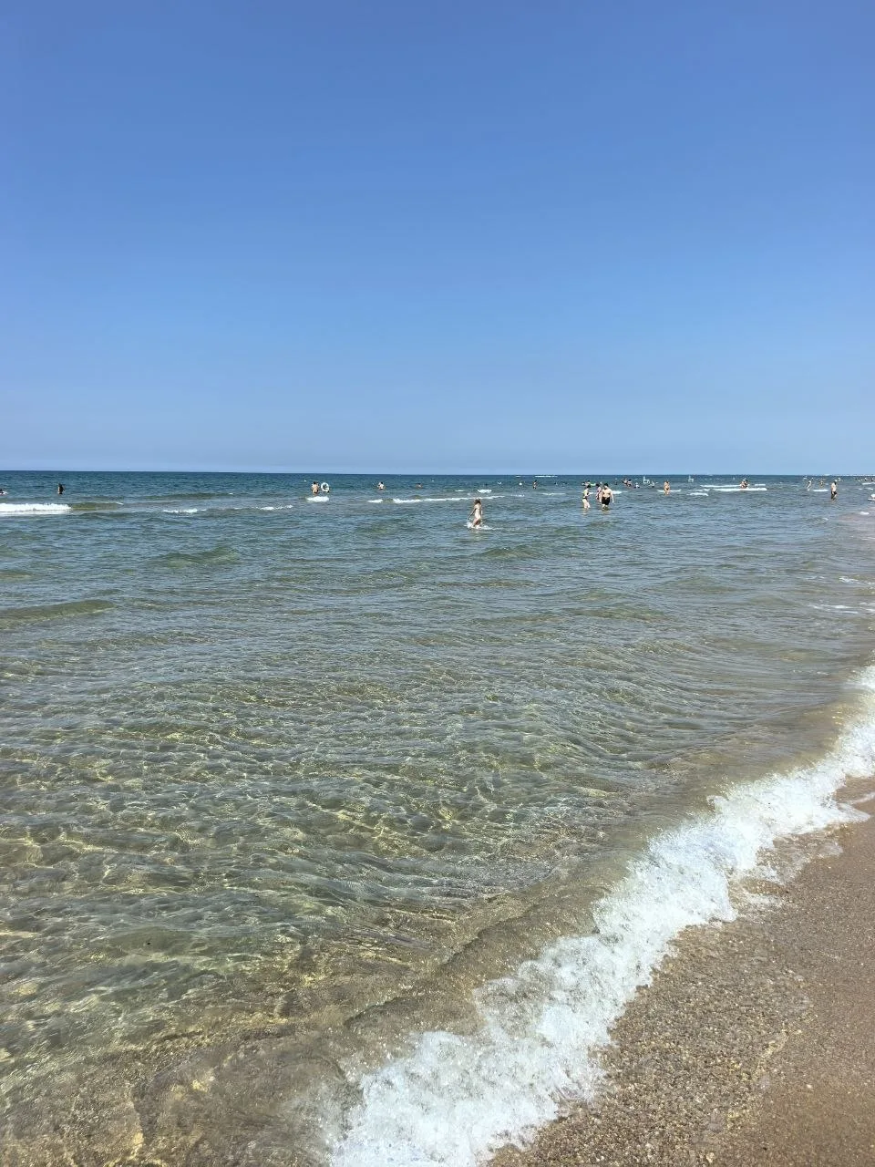 ☀️ Атмосфера на анапских пляжах.