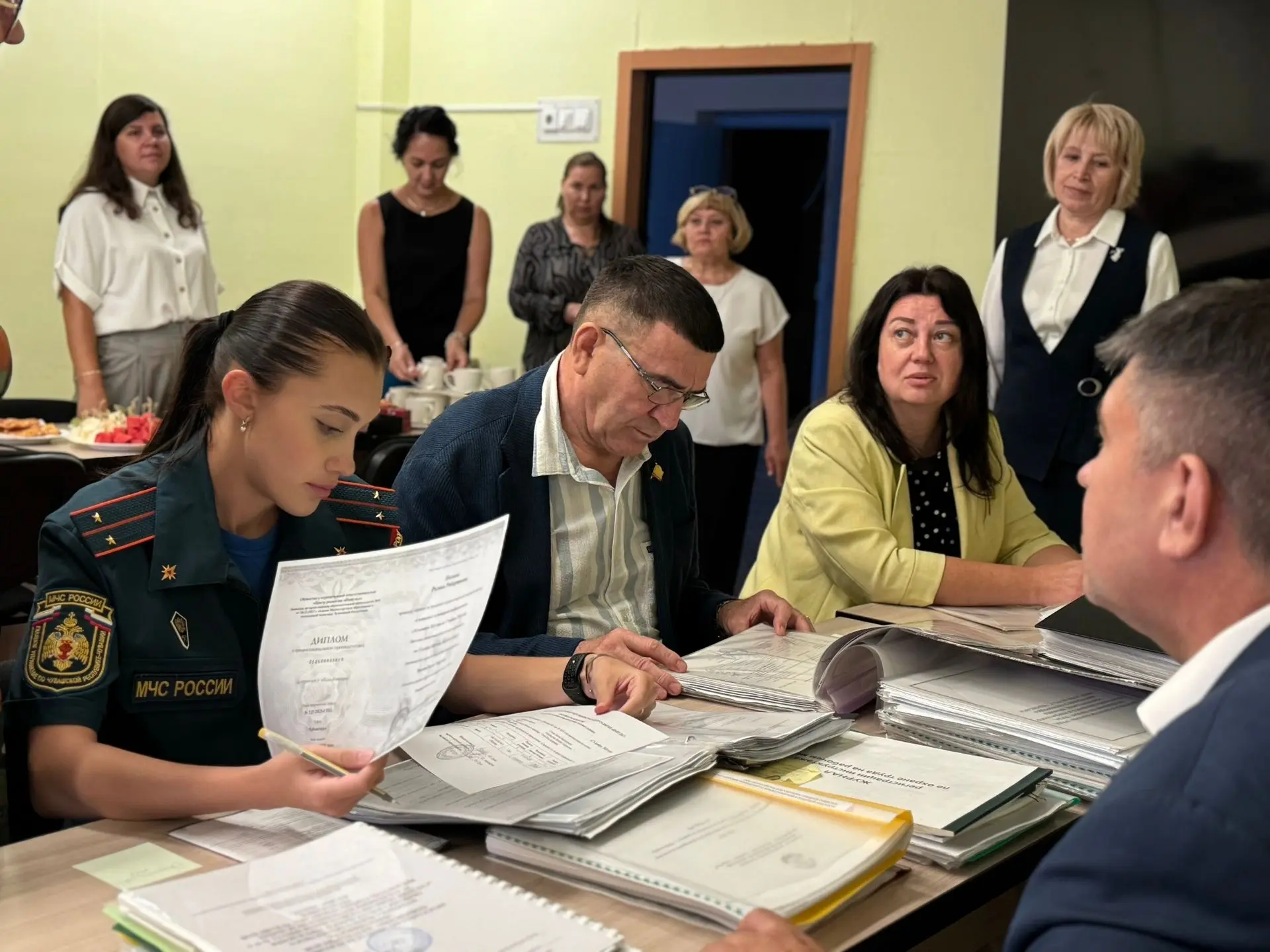 В Чебоксарах продолжается приемка школ к новому учебному году

Особое внимание комиссия уделяет  воп