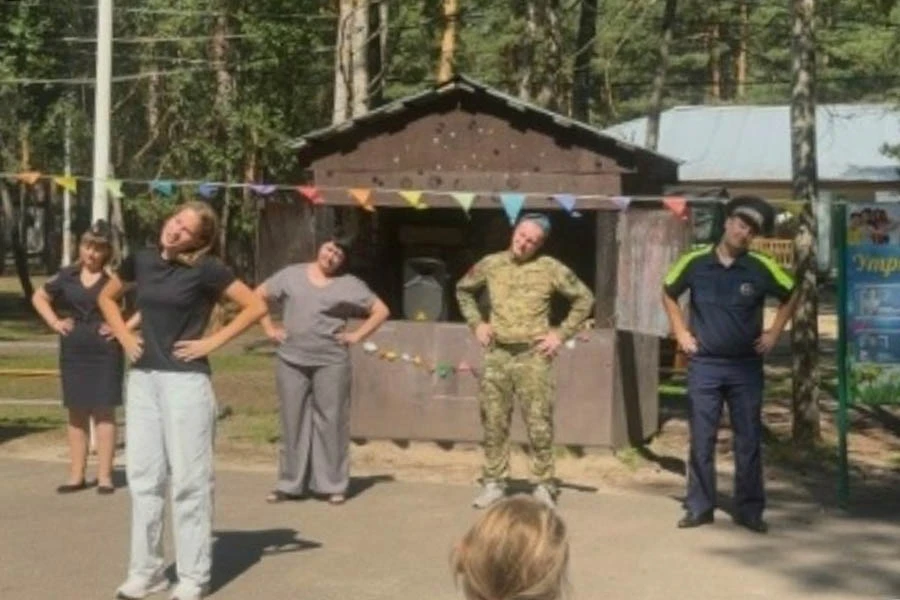 «Зарядка со стражем порядка»