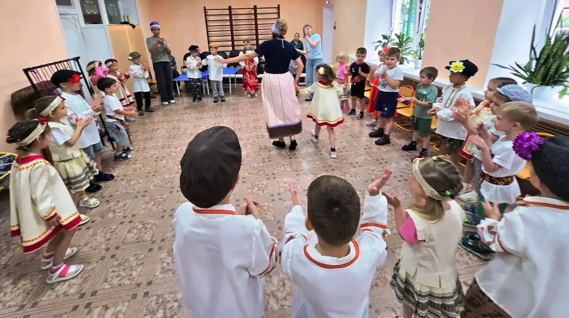 🌞🌞🌞В МБДОУ №37 в рамках Года единства народов России, прошло мероприятие «Русское народное искусс