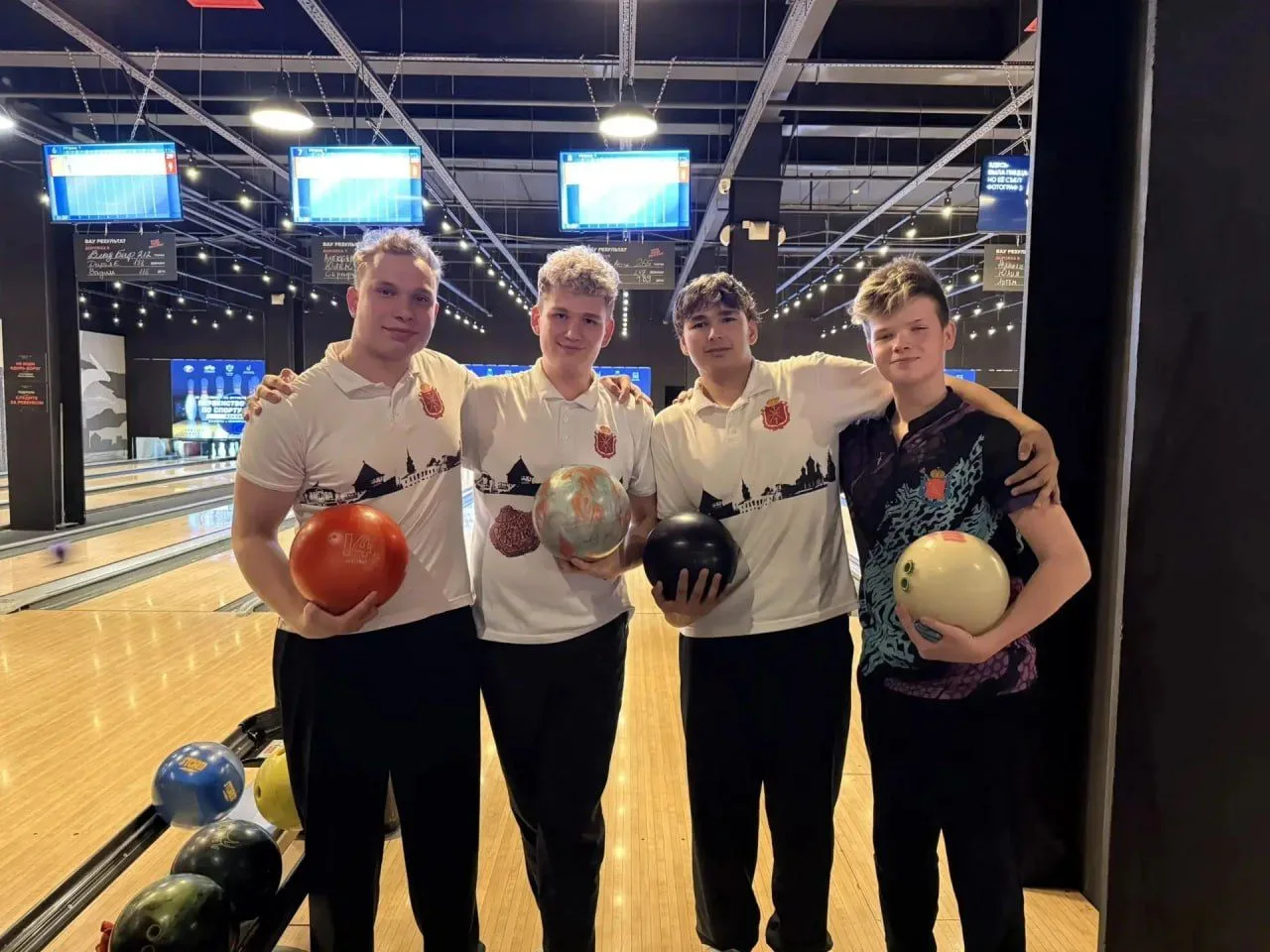 🎳🥇Тульские спортсмены завоевали медали первенства России по боулингу (спорт глухих) в...