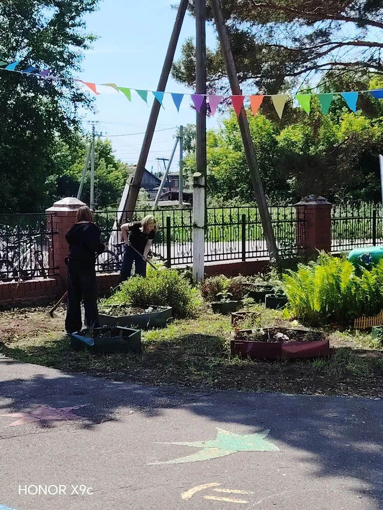 🏫 В нашей школе проходит социально-значимая деятельность: ученики с заботой относятся к своему втор