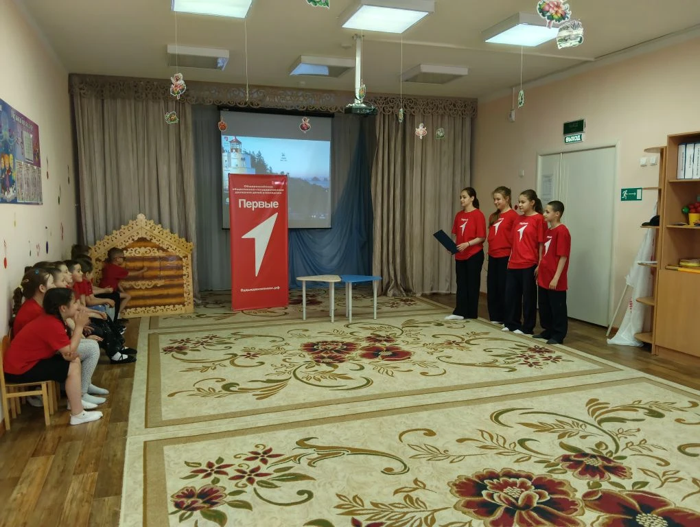 Сегодня в детском саду «Светофорик» прошла особенная встреча — активисты Движения Первы...