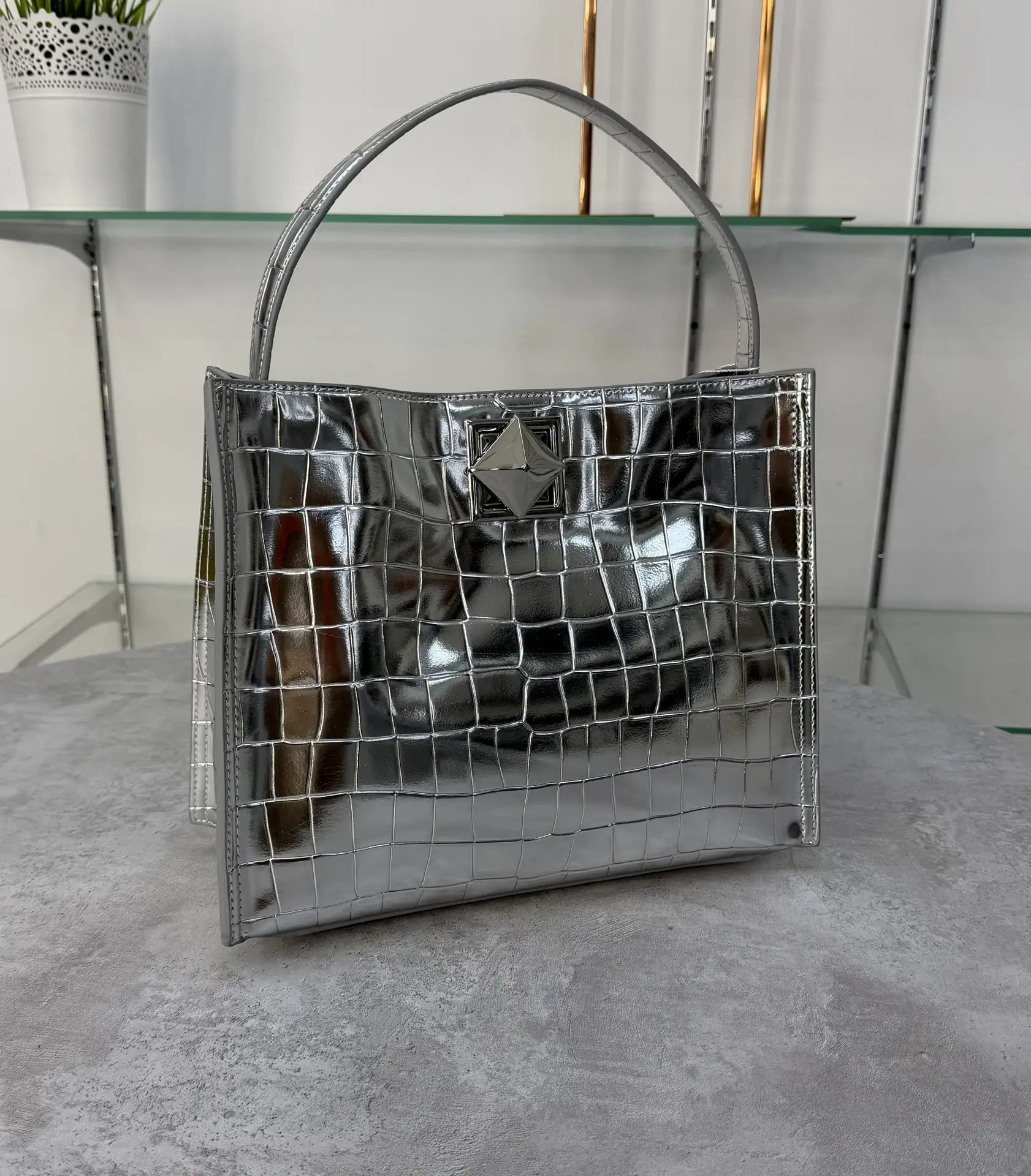 🔥НОВЫЙ ЦВЕТ🔥

      Старая цена 6500₽
😍НОВАЯ ЦЕНА 1980₽😍

Размер: 30*25*10 см.

Натуральная кожа