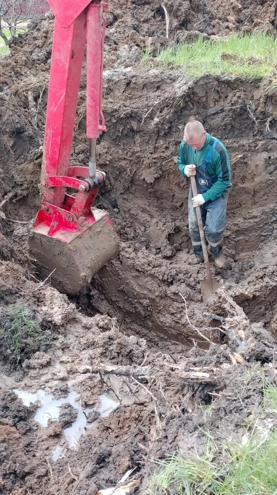 🚧 Уважаемые жители! 🚧

Информируем вас, что вчера  наши сотрудники успешно провели аварийно-восста