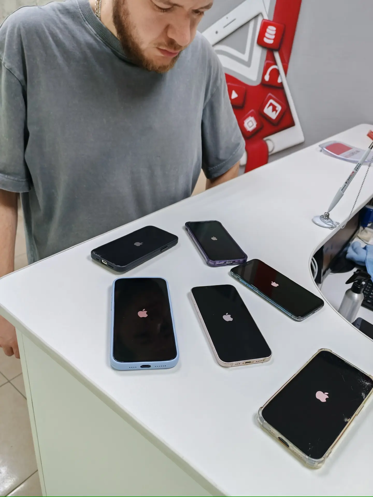 НЕ ОБНОВЛЯЙТЕ iPhone и iPad— последнее обновление iOS 26.4.1 превращает айфоны и айпады...