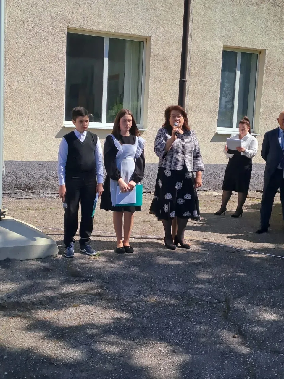 Последний звонок.В добрый путь,дорогие выпускники!