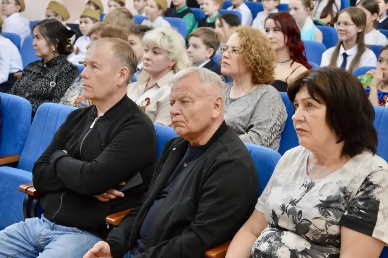 Мероприятия. К праздничной дате  Ко Дню Победы учащиеся ГБОУ «Республиканская полилингвальная многоп