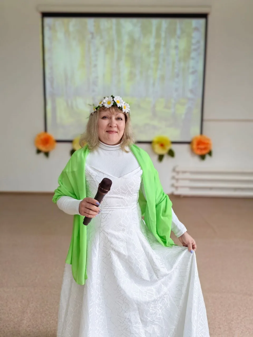 🌿✨«Без берёзы не мыслю России, — так светла по-славянски она, что, быть может, в столе...
