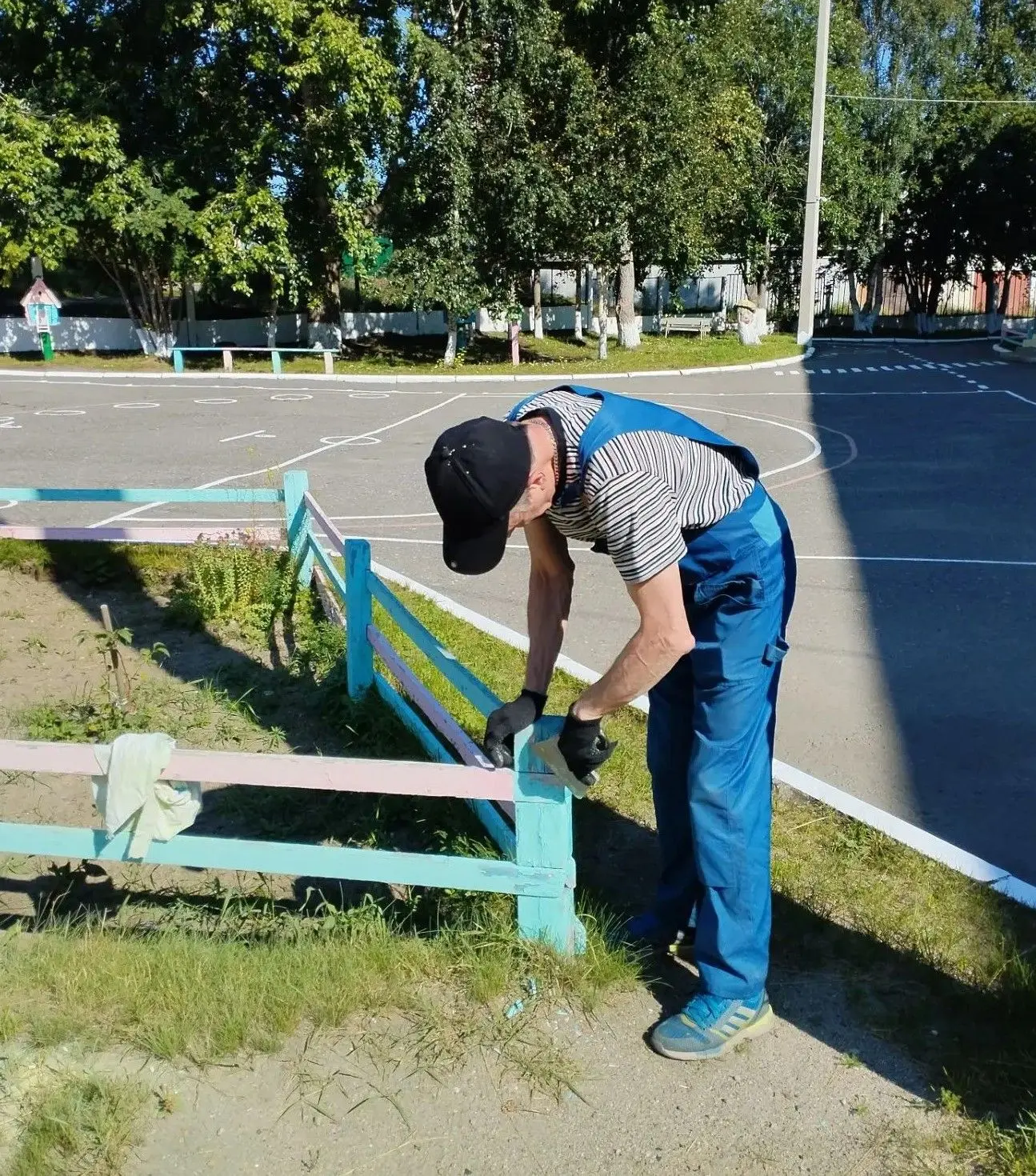 🛑 С заботой о детях: благоустройство участка детского сада
 
☀️В летний период мы активно готовимся