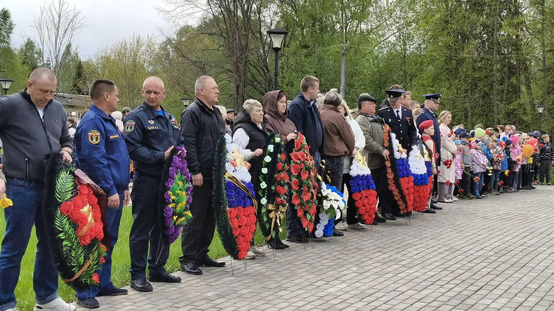 9 мая 2026 года в г. Холм на Площади Победы состоялся торжественный митинг, посвященный Дню Победы.

