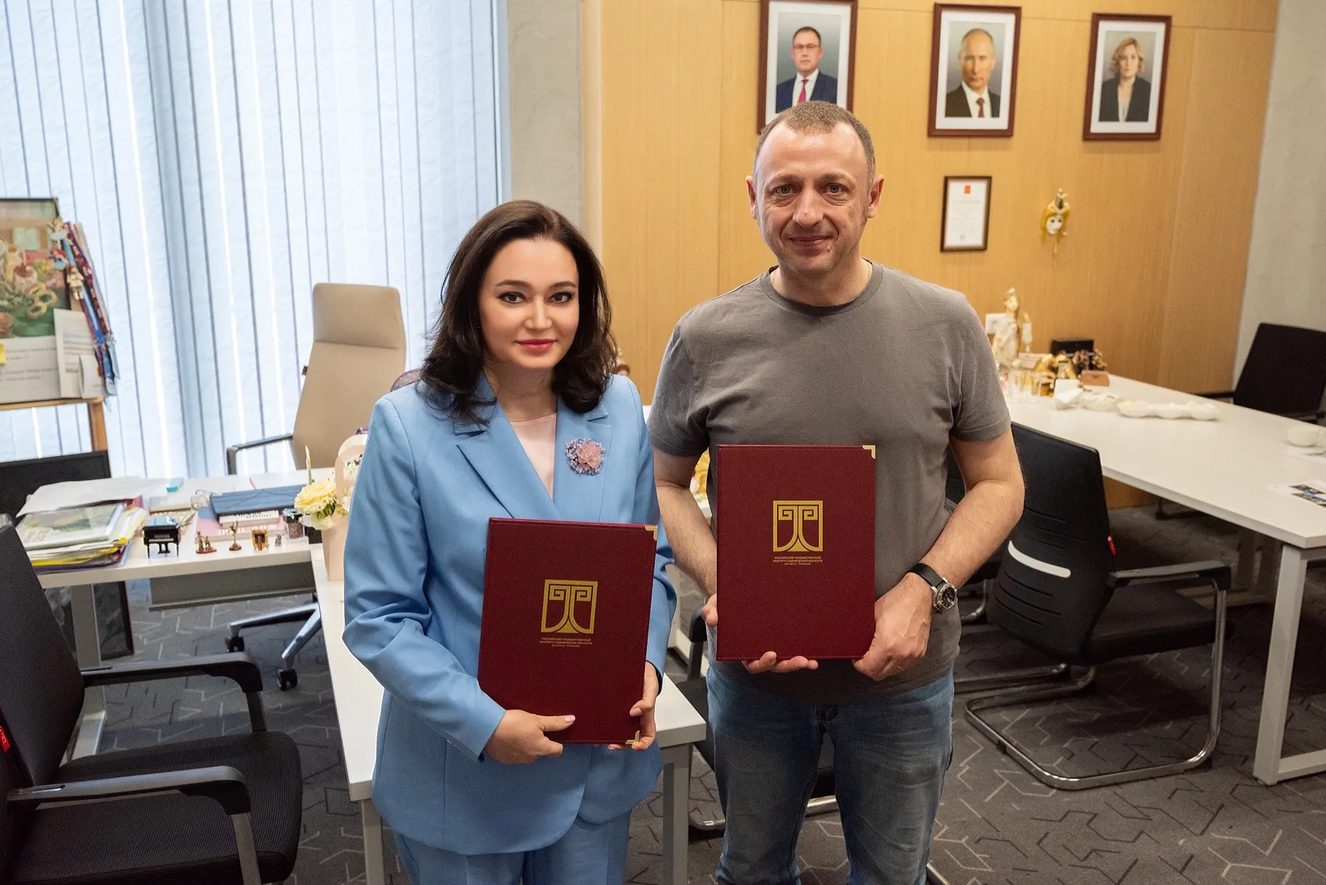 🤝Продолжаем расширять список своих партнеров и друзей! В рамках масштабного театрального фестиваля 
