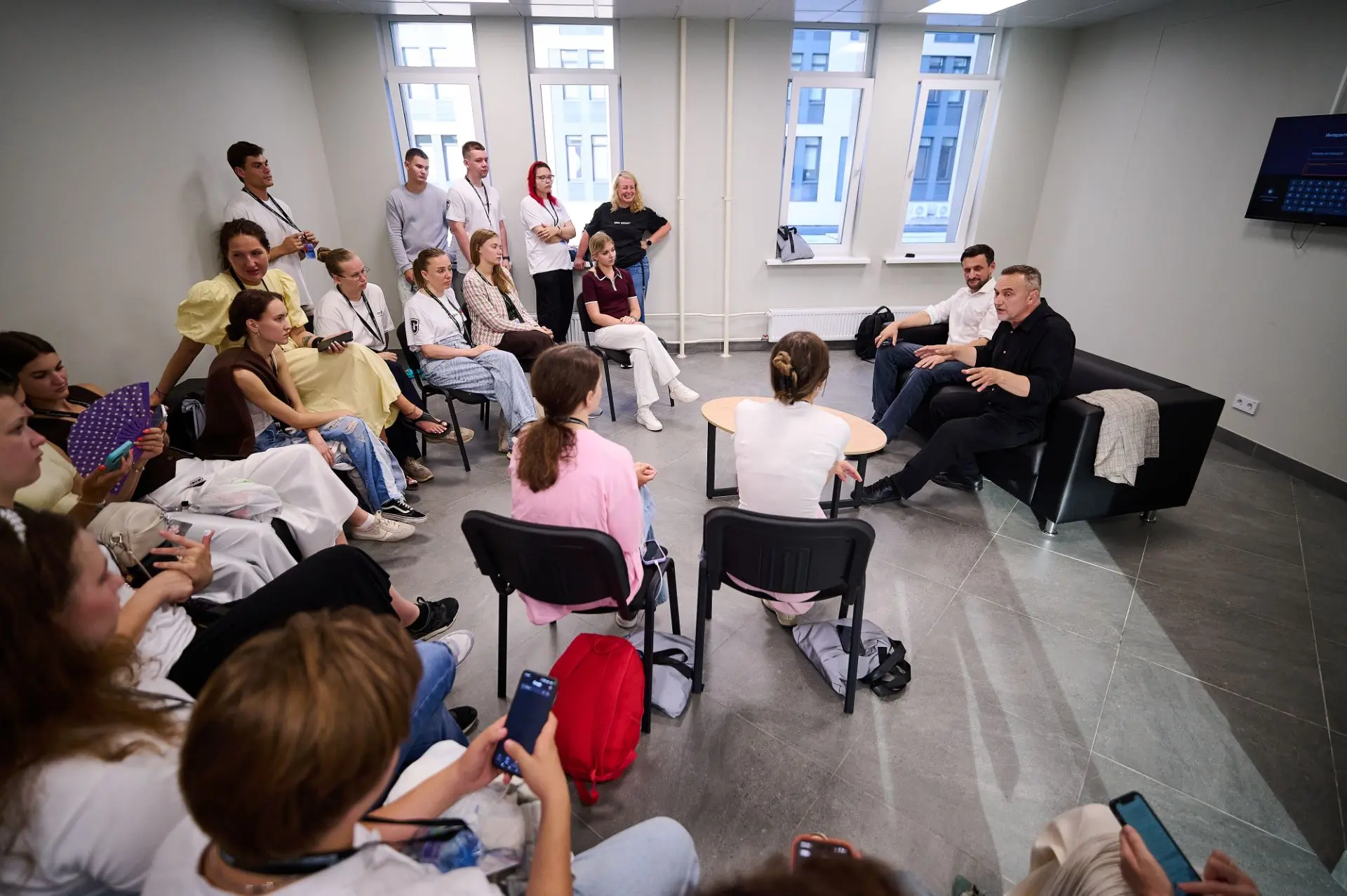 Встреча с молодыми специалистами в рамках форума «ОСТРОВА»