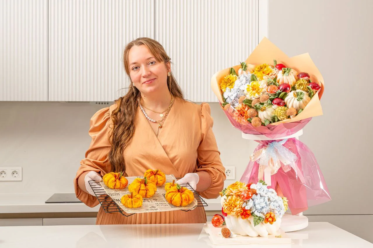 Часть вторая — БУКЕТЫ, КОМПОЗИЦИИ И ТОРТЫ 💐
