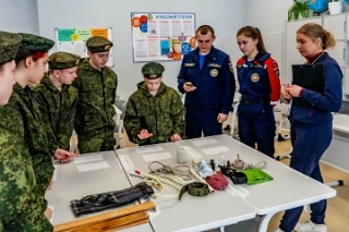 🇷🇺 19 февраля 2026 г. на базе нашей школы прошла историко-патриотическая военно-спортивная игра «Впе