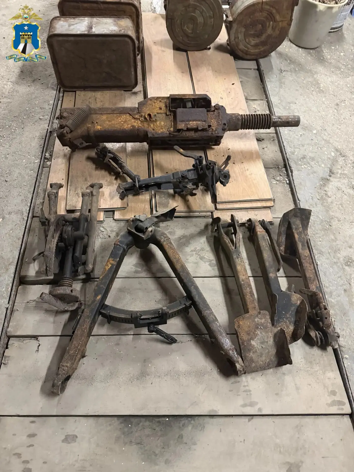 🔴 В Ставропольском крае оперативники изъяли из гаража местного жителя около 200 выстре...