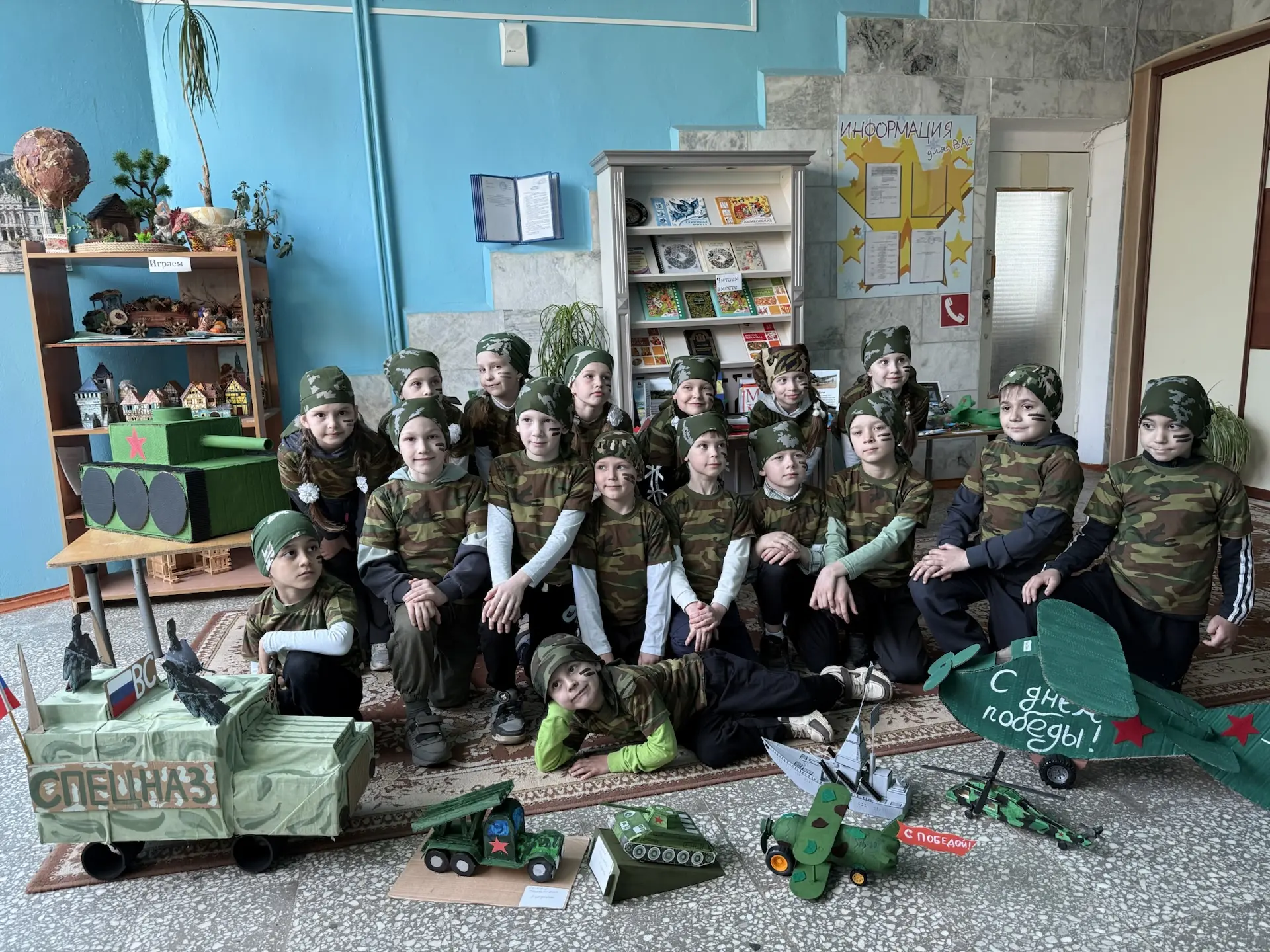 🎗️В рамках общесадовского проекта «Вместе о Победе» прошла выставка военной техники,со...