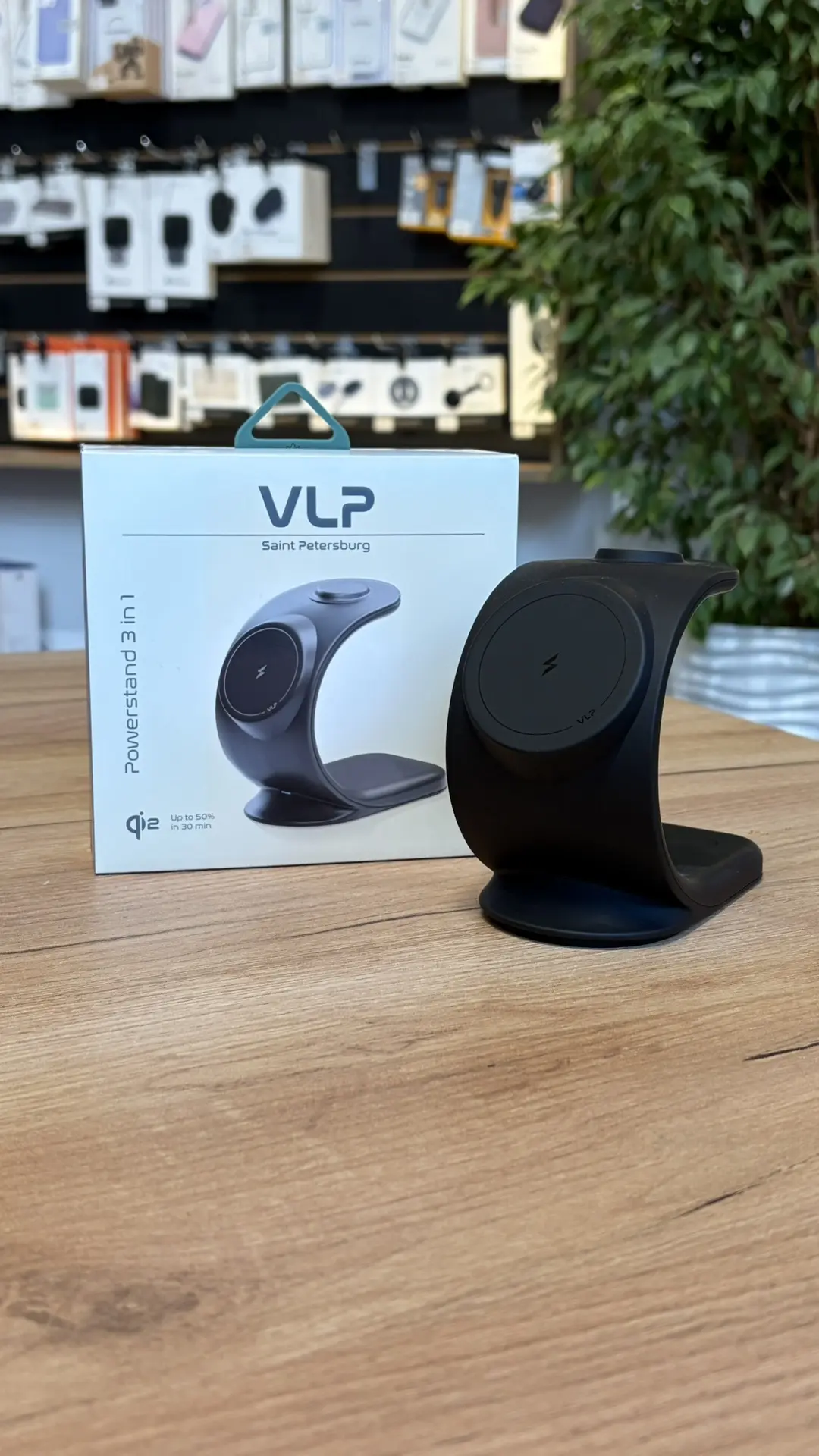 ⚡️ VLP Powerstand 3 в 1 — идеальный порядок на вашем столе.