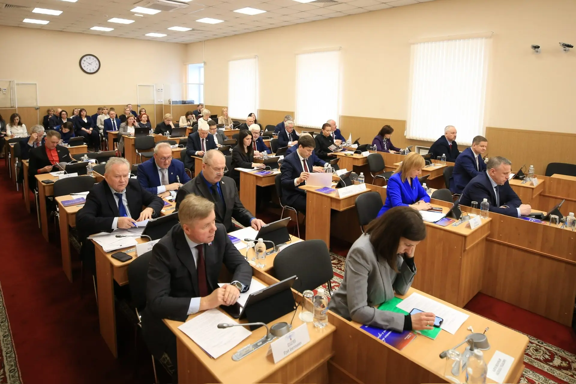 📌 21.04.2026 Мурманской областной Думой рассмотрен и поддержан региональный законопрое...