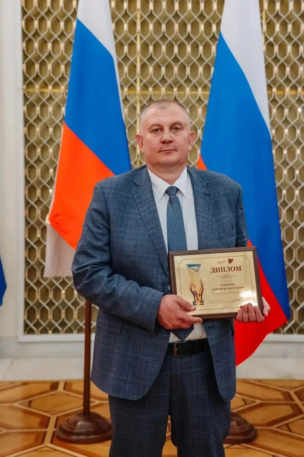 Благородный труд медиков, сопряженный с огромной ответственностью, пользуется заслуженным уважением 