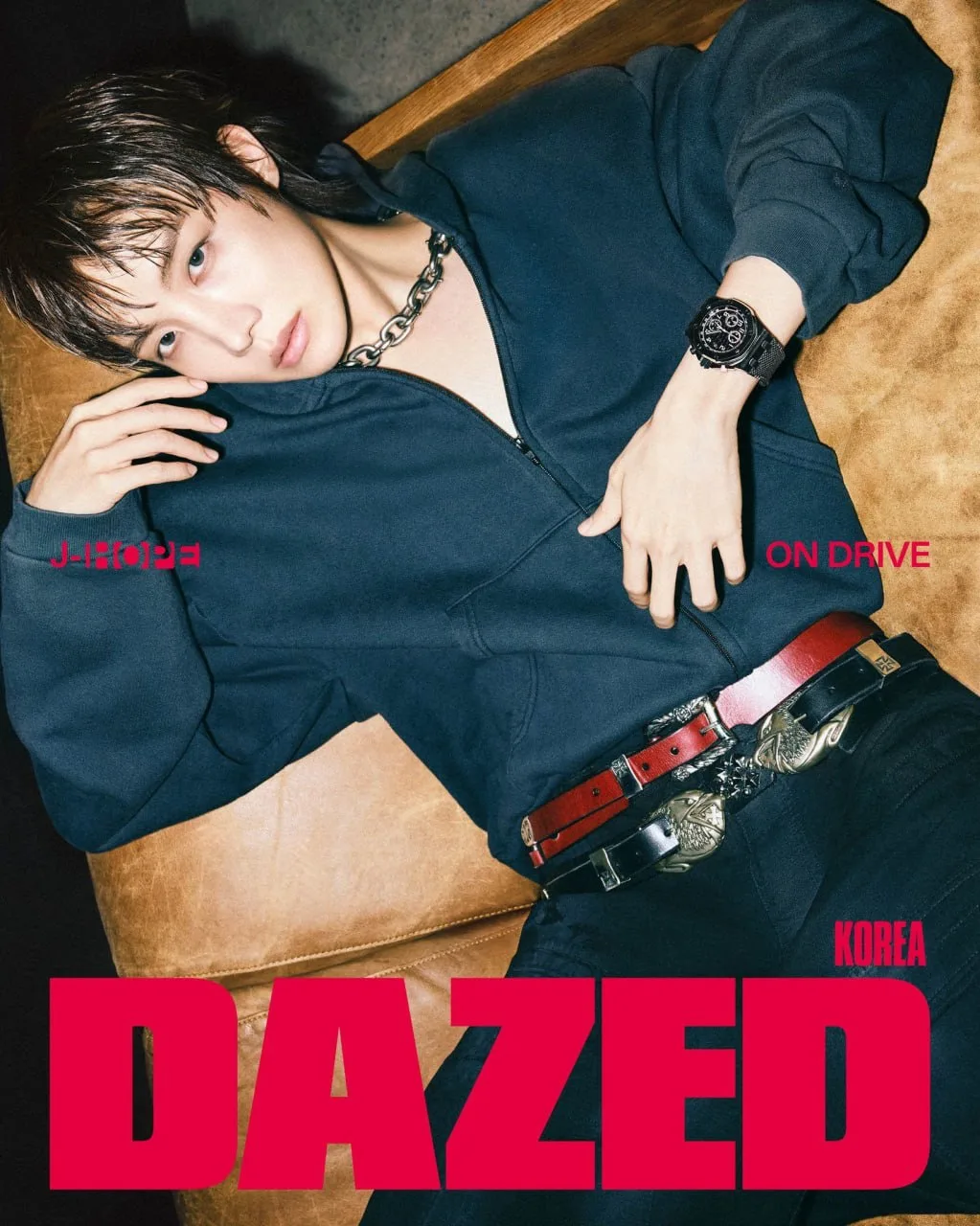 Джей-Хоуп из "BTS" (БиТиЭс) украсил обложку августовского выпуска "Dazed Korea" (Дэйзд ...