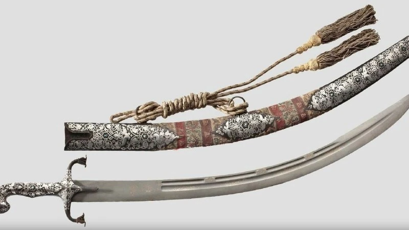 Персидская сабля (из Ирана), украшенная серебром, XIX век