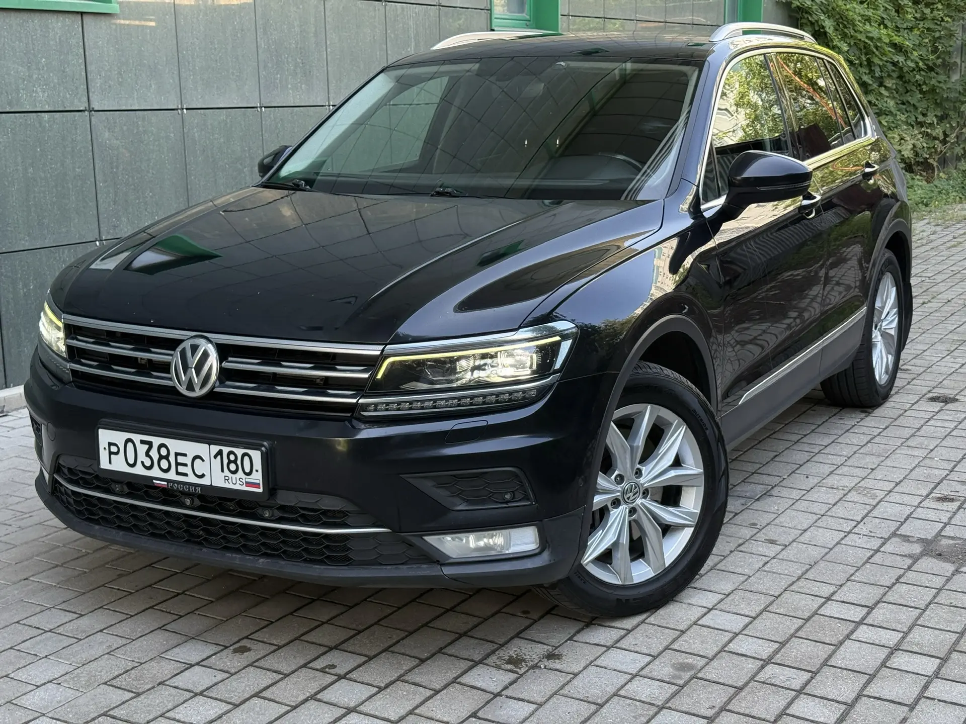 Volkswagen Tiguan 4WD 2018