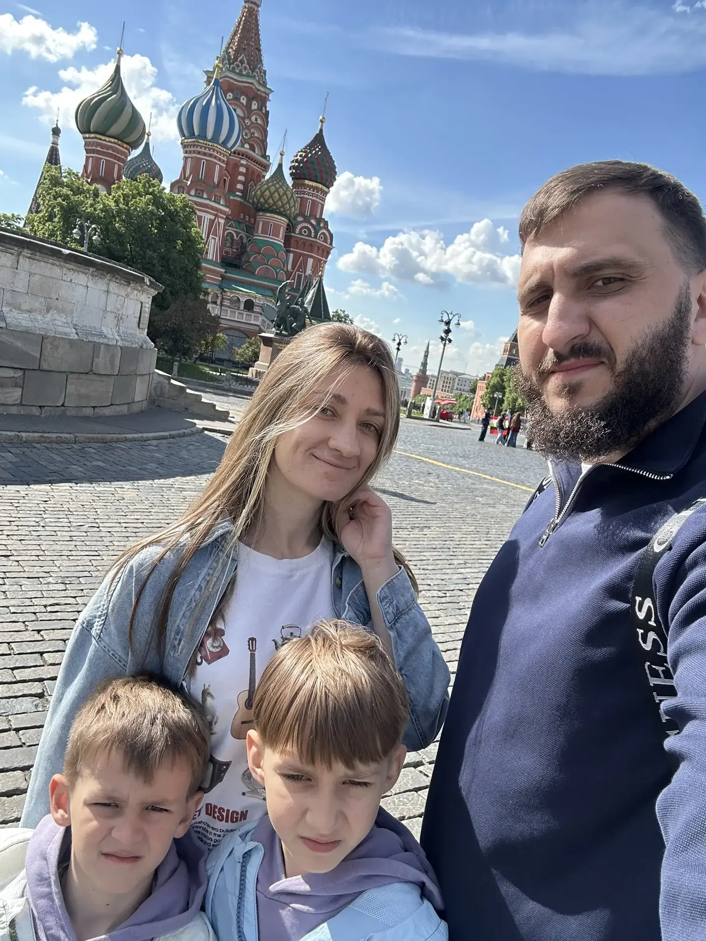 ❤️ С Днём семьи, любви и верности!

Сегодня хочется поздравить всех, кто ценит свою семью, бережёт б