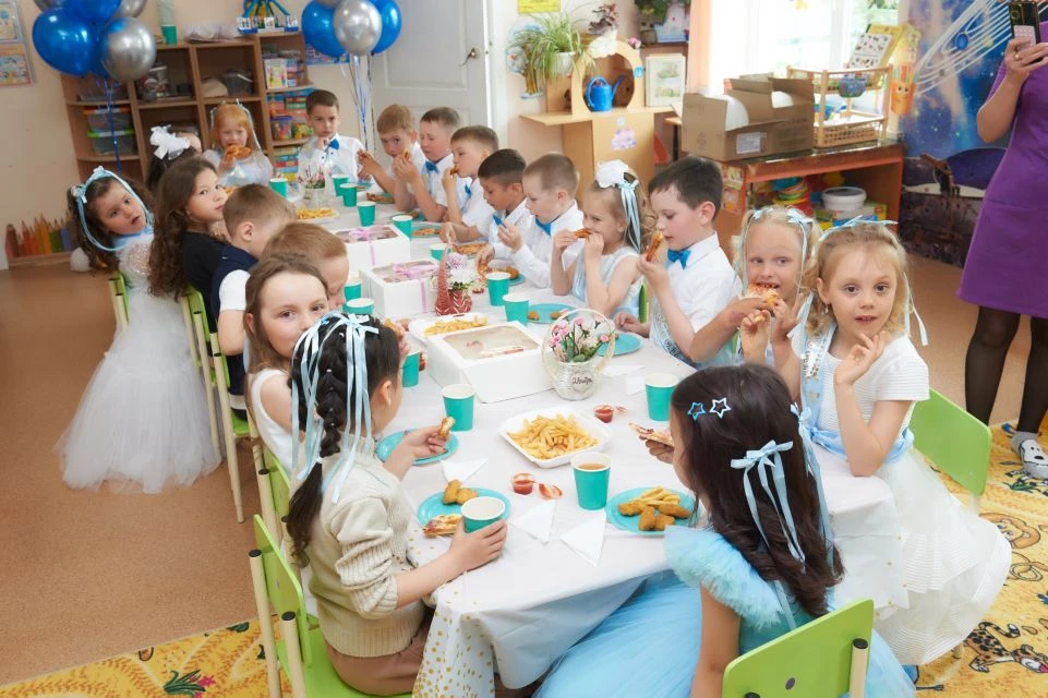 29.05.2026г. прошел выпускной у ребят из группы "Умники и умницы"!  Они побывали в сказ...