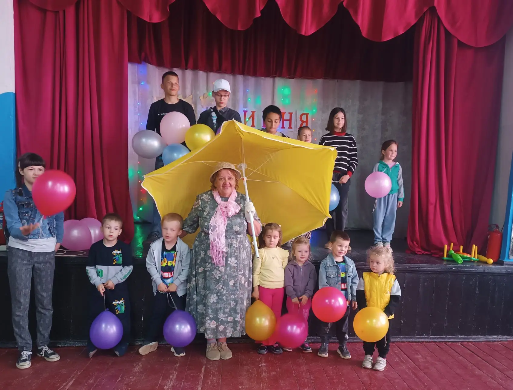 🌸Сегодня особенный день — он объединил сразу два замечательных праздника: День защиты ...