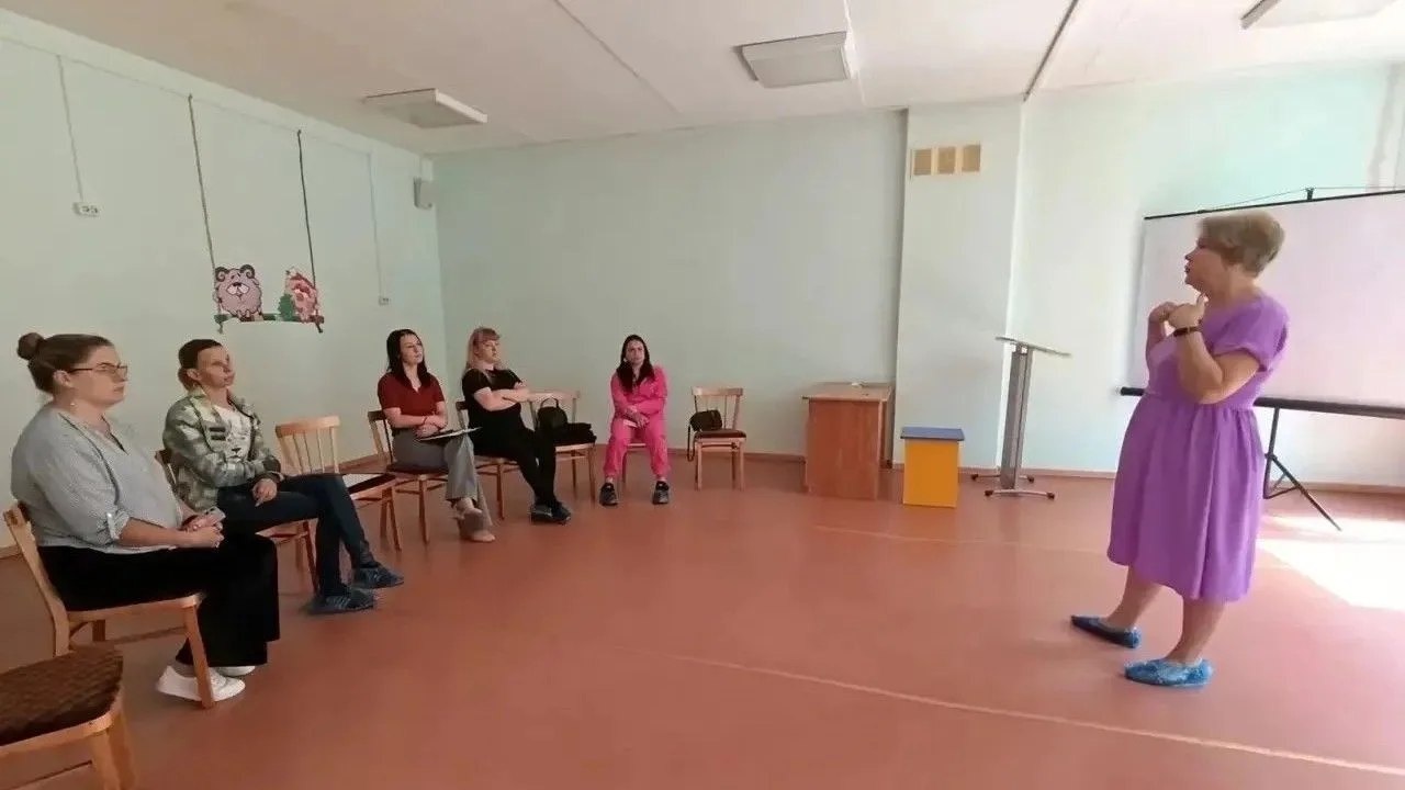 Дорогие друзья,
в Доме ребенка состоялась встреча с родителями, чьи дети проживают в учреждении или 