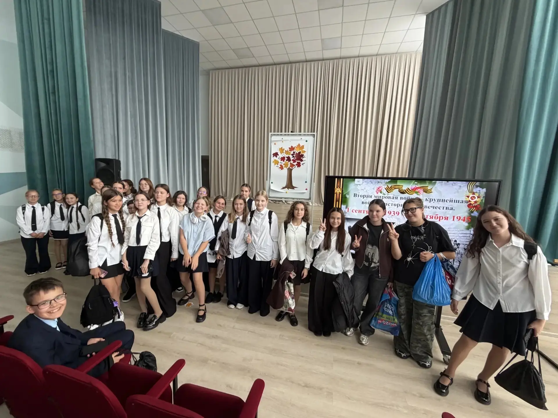 «Дерево мира»: память и добрые поступки! 🎉