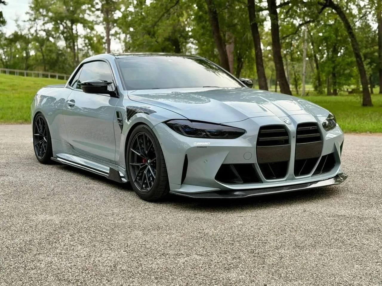 Кастомный BMW M4 в кузове пикап продали дороже нового M4 Competition