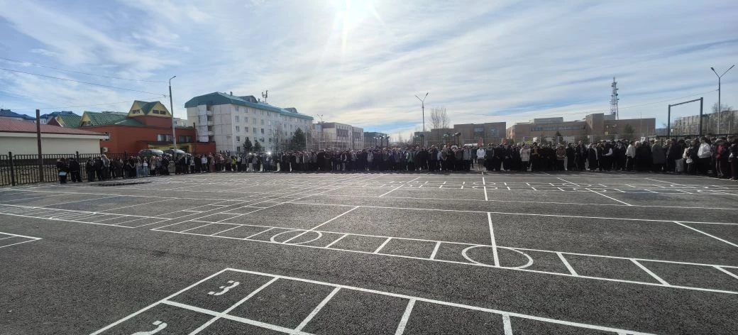 8 мая в нашей школе прошла «Линейка Памяти», посвященная 81-й годовщине Победы в Великой Отечественн