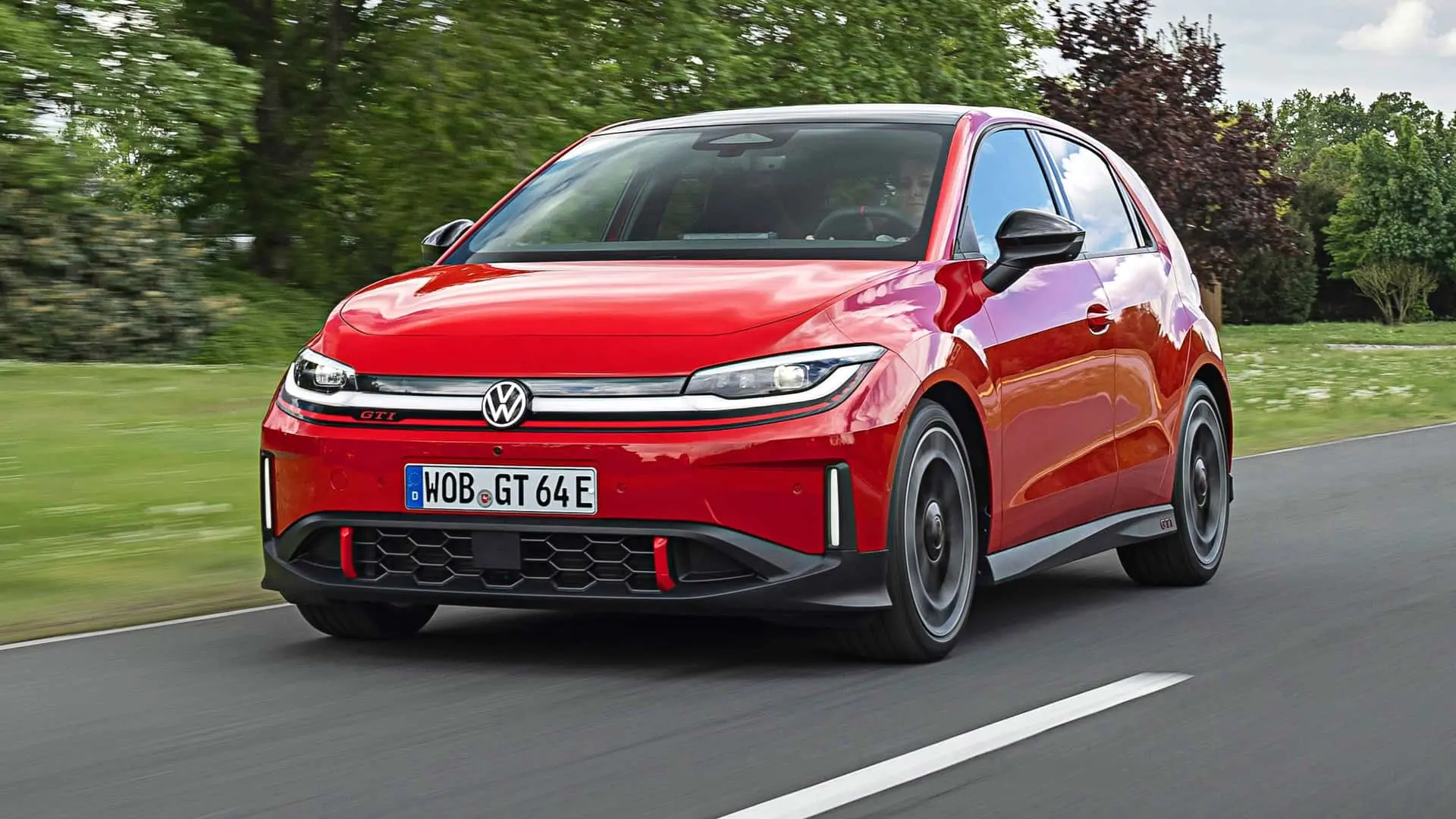 GTI стал электрическим. И это звучит куда менее страшно, чем могло показаться ⚡️