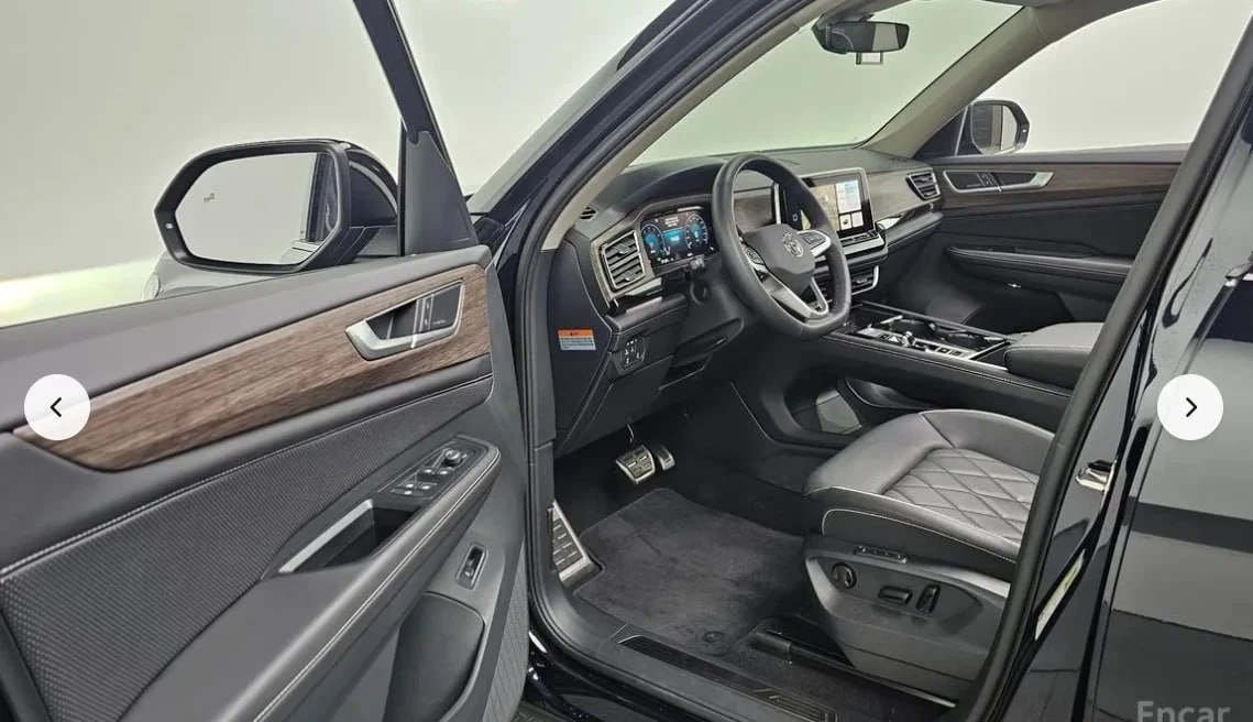 VOLKSWAGEN ATLAS 2.0 TSI R-LINE - идеально подходит для семей, ценящих комфорт, простор и мощность а