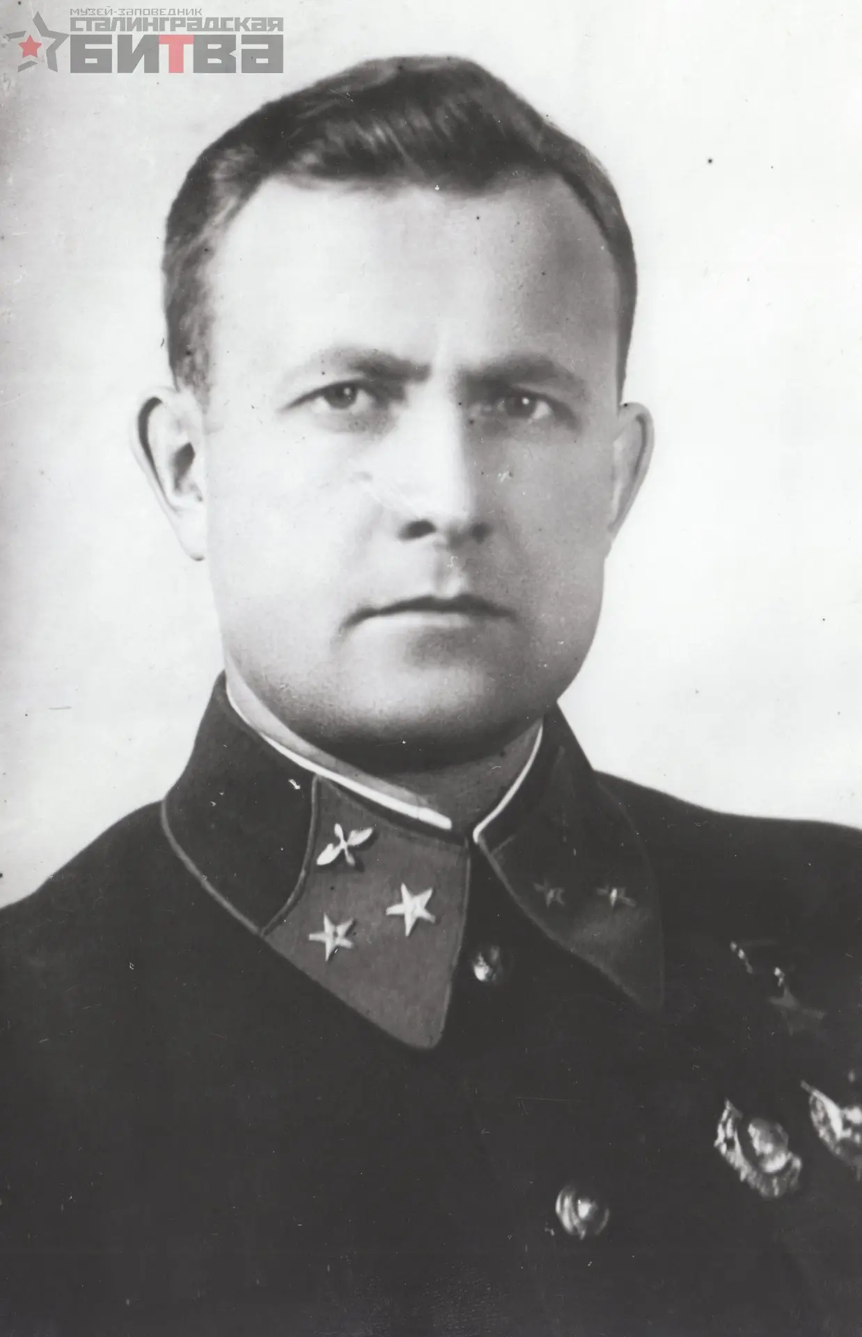 21 июня 1910 года в Ейске родился советский военачальник, генерал-полковник авиации, дважды Герой Со