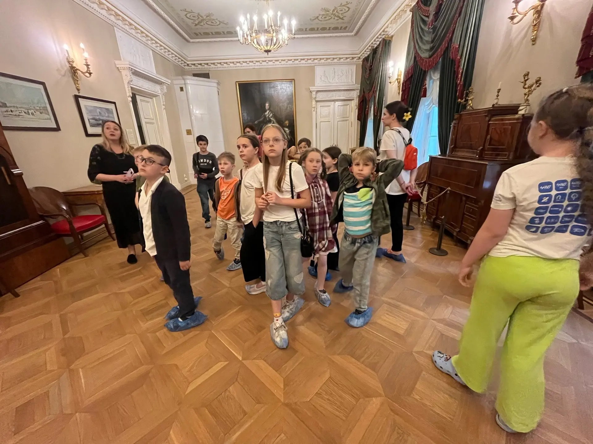 Приглашаем на увлекательную экскурсию в великолепную усадьбу Г.Р. Державина на Фонтанке!

В доме поэ